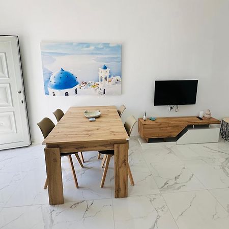 Santana Apartments Perivolos  Eksteriør billede