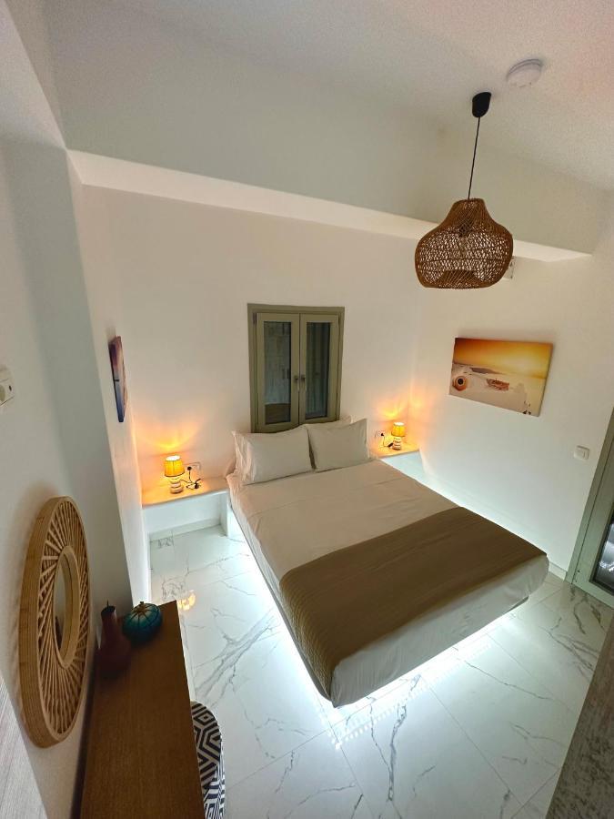 Santana Apartments Perivolos  Eksteriør billede